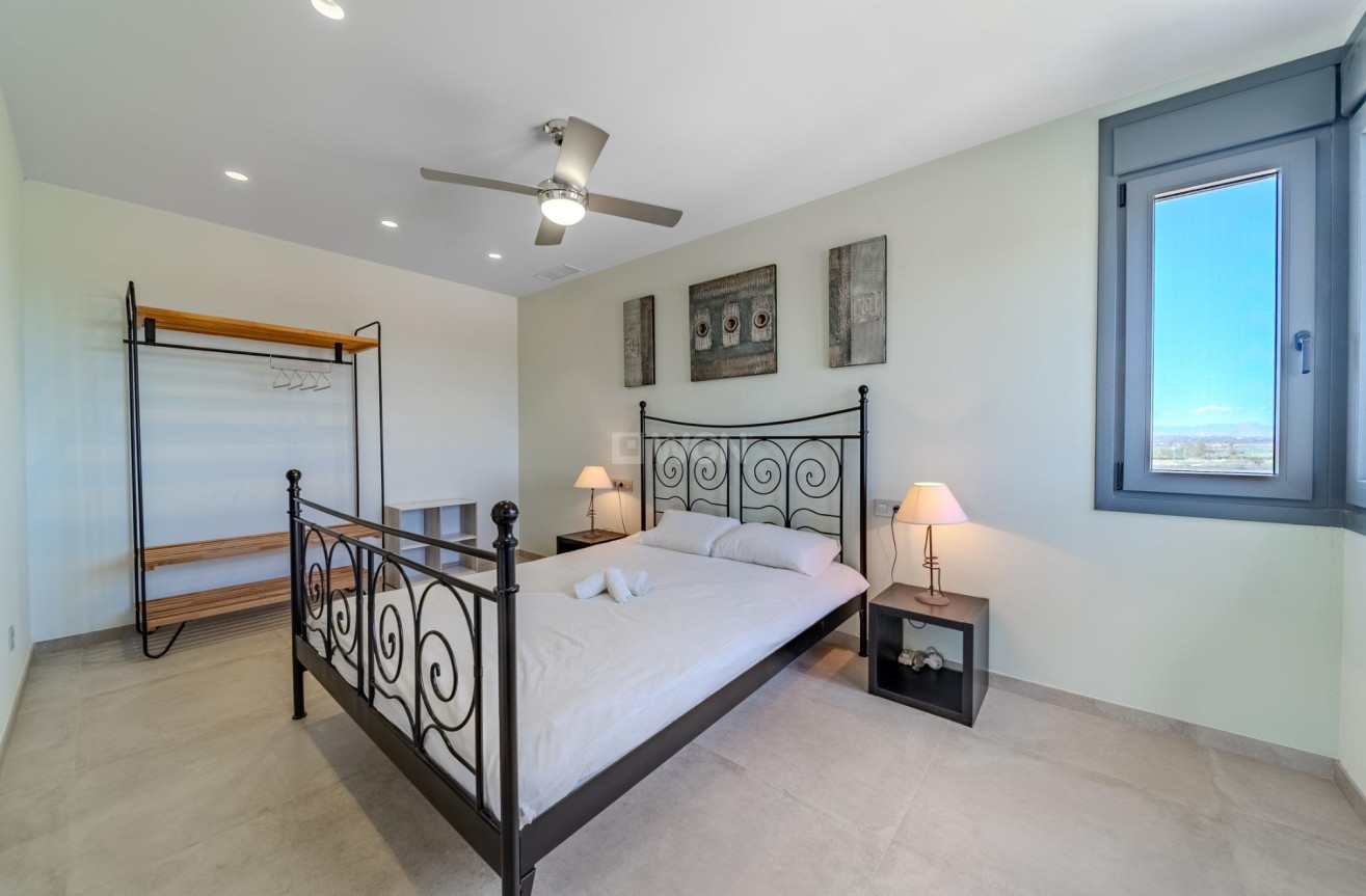 Reventa - Villa - La Marina