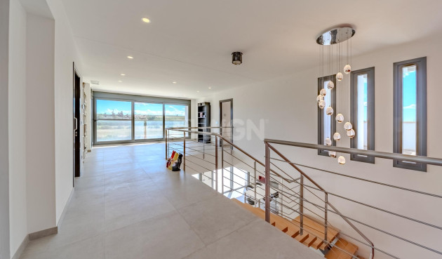 Reventa - Villa - La Marina