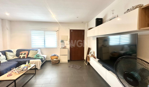 Odsprzedaż - Kamienica - Torrevieja - aguas nuevas