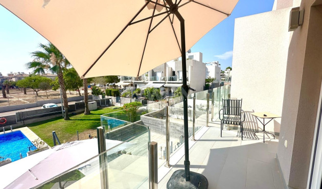 Odsprzedaż - Kamienica - Torrevieja - aguas nuevas