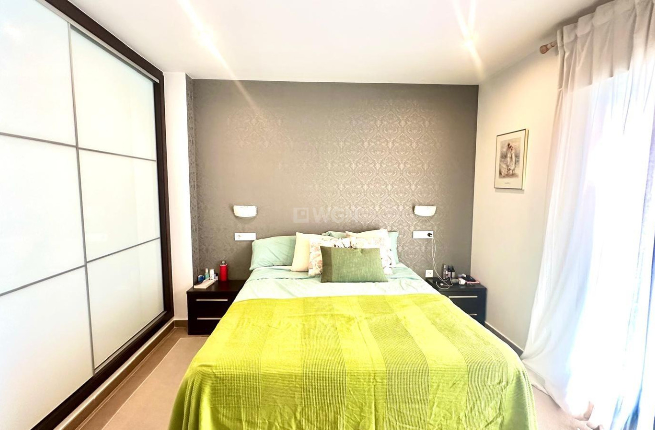 Odsprzedaż - Kamienica - Torrevieja - aguas nuevas