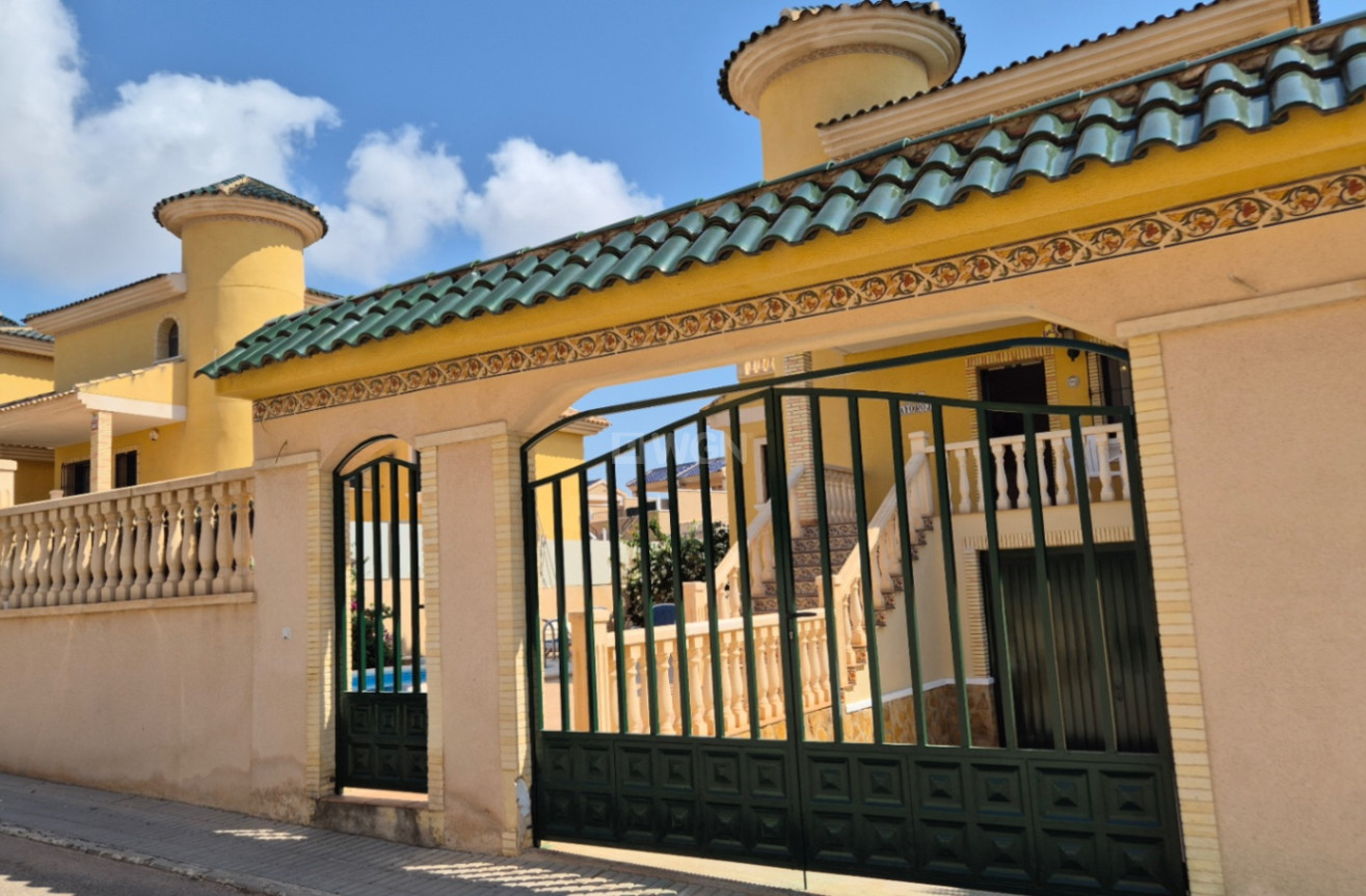 Resale - Villa - Orihuela - Inland