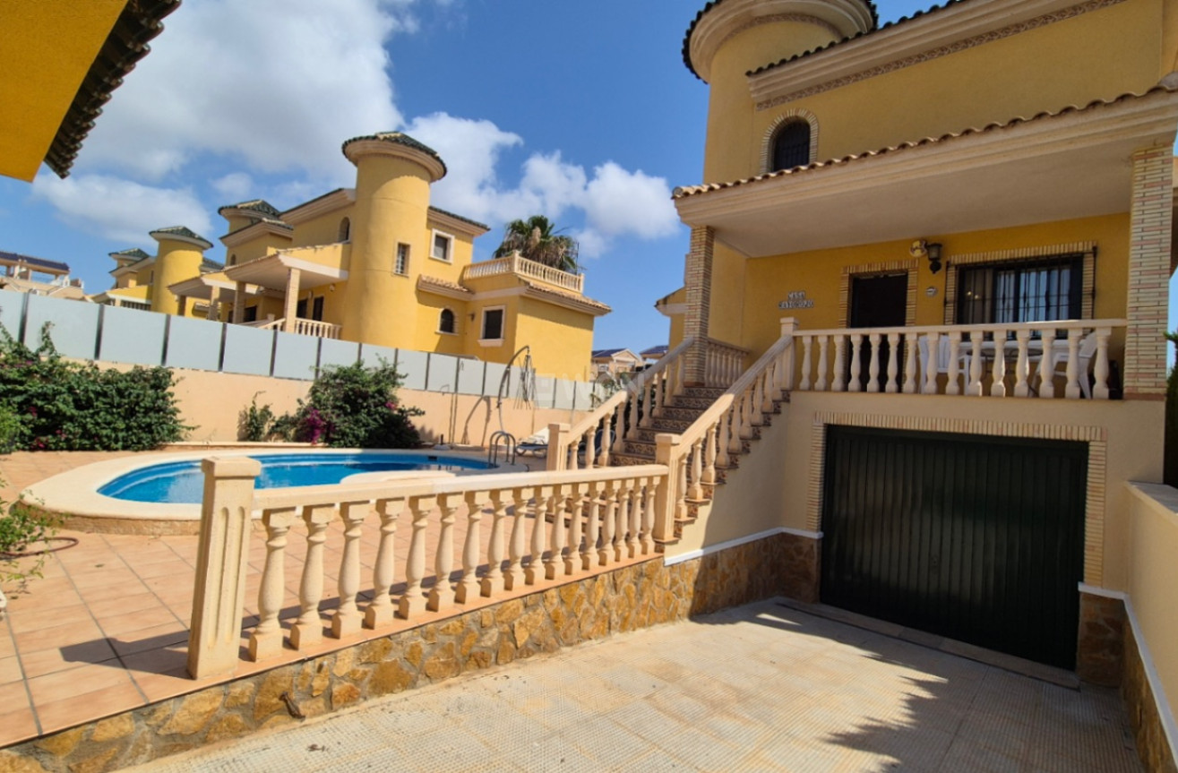 Resale - Villa - Orihuela - Inland