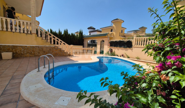 Resale - Villa - Orihuela - Inland