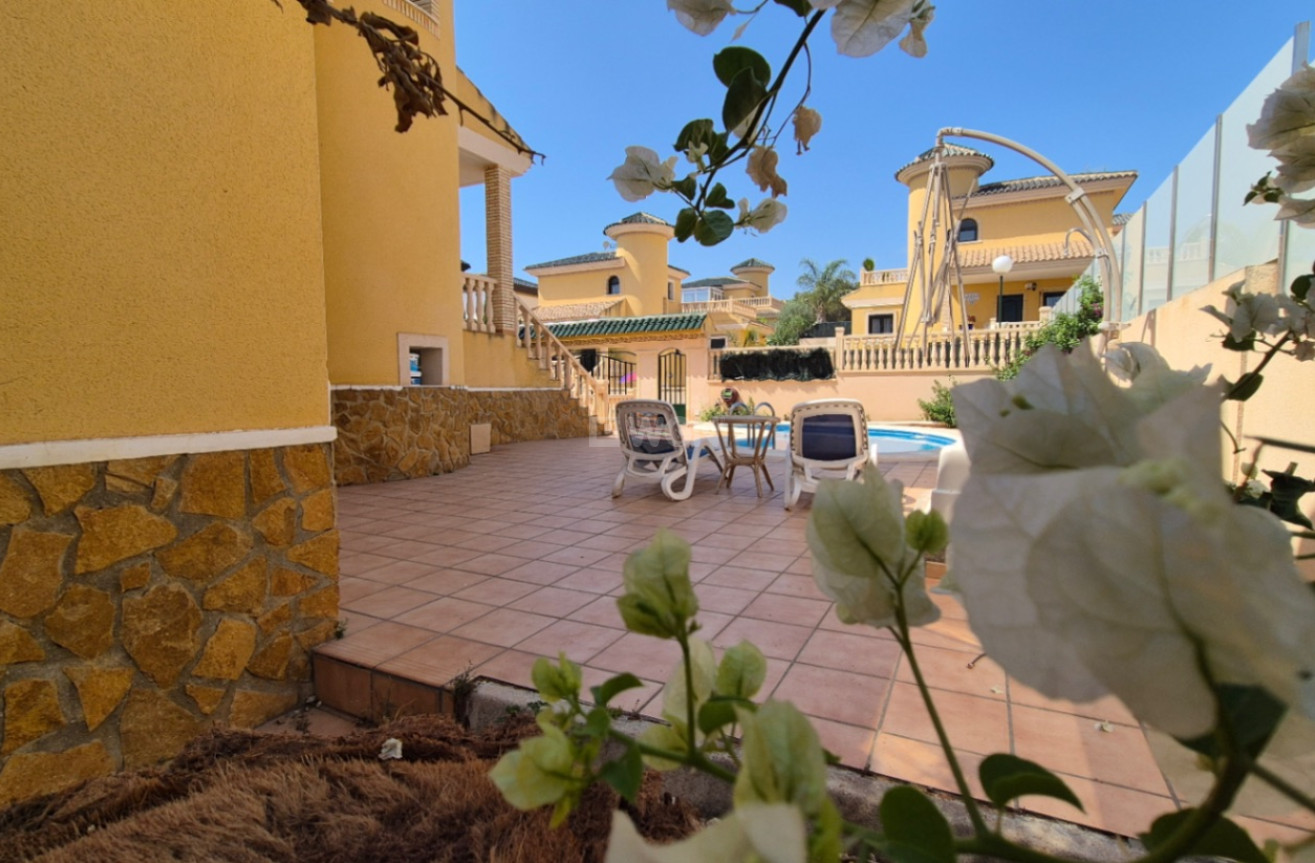 Resale - Villa - Orihuela - Inland
