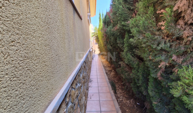 Resale - Villa - Orihuela - Inland