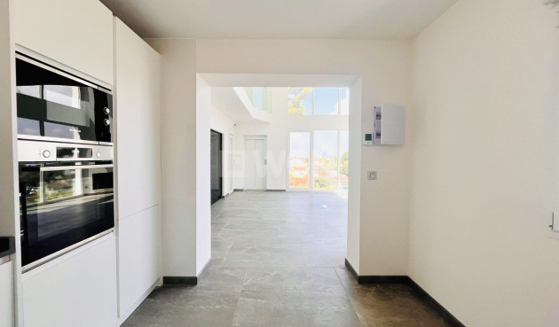 Odsprzedaż - Villa - Los Balcones - Costa Blanca