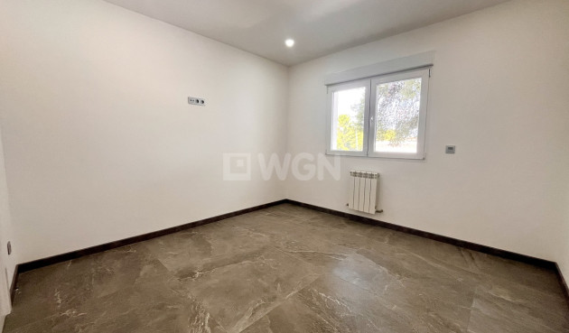 Odsprzedaż - Villa - Los Balcones - Costa Blanca