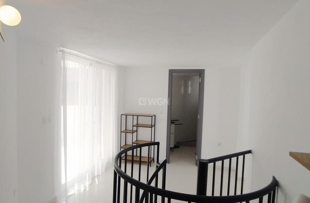 Odsprzedaż - Daszek - Torrevieja - Habaneras