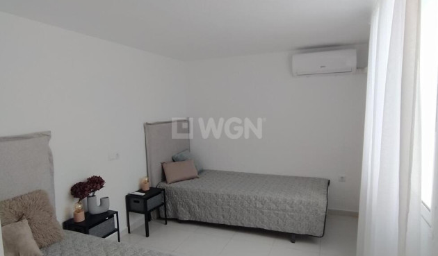 Odsprzedaż - Daszek - Torrevieja - Habaneras