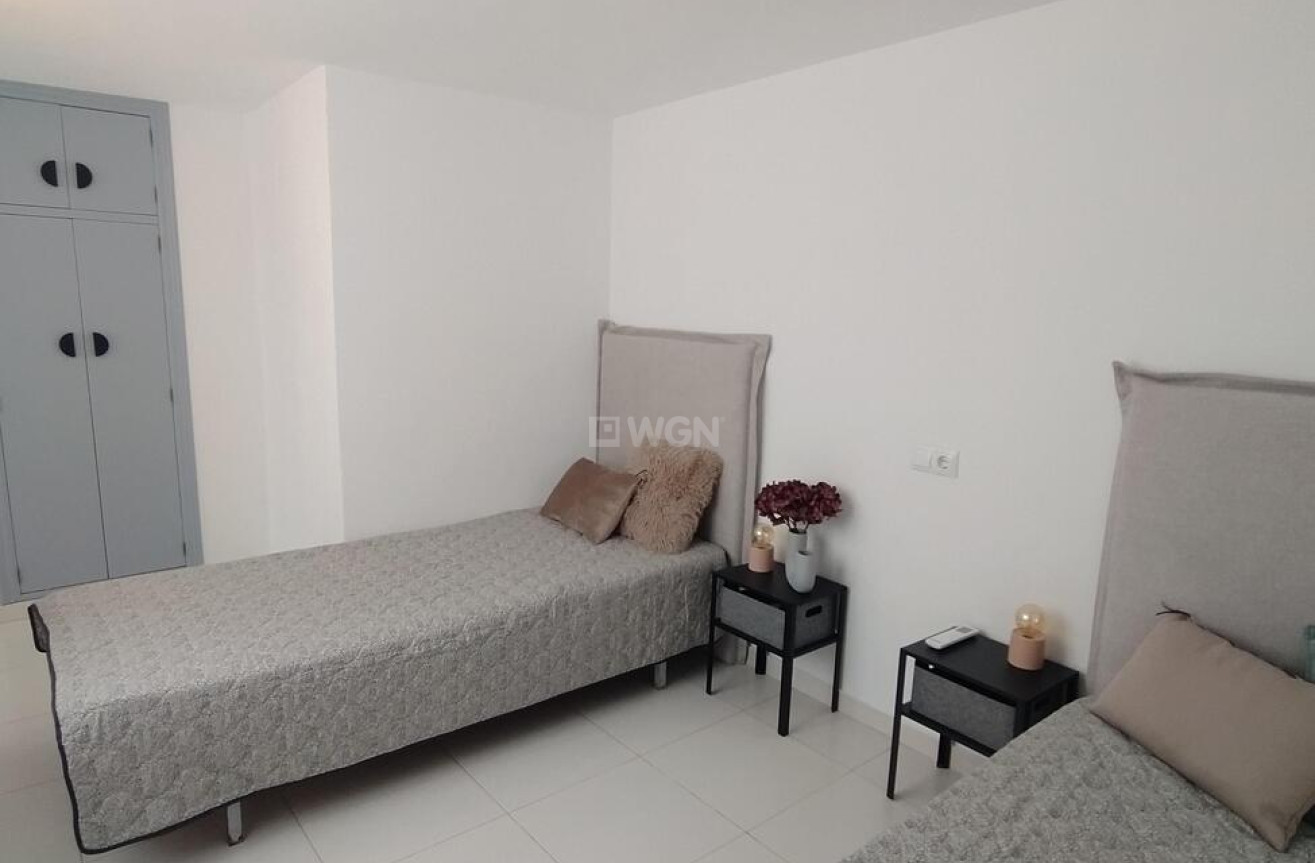 Odsprzedaż - Daszek - Torrevieja - Habaneras