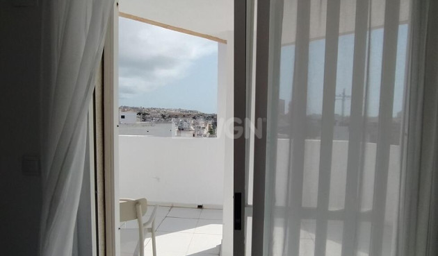 Odsprzedaż - Daszek - Torrevieja - Habaneras