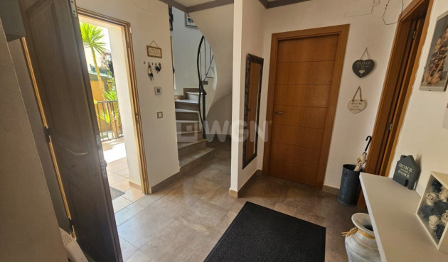 Odsprzedaż - Villa - Sierra Cortina - Inland