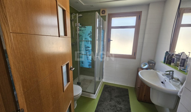 Odsprzedaż - Villa - Sierra Cortina - Inland