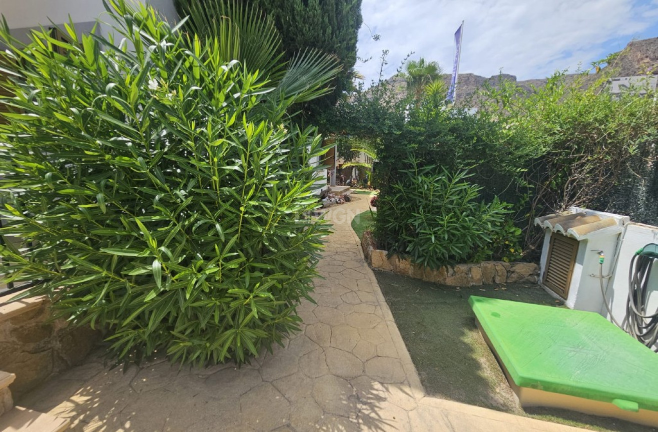 Odsprzedaż - Villa - Sierra Cortina - Inland