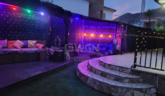 Odsprzedaż - Villa - Sierra Cortina - Inland