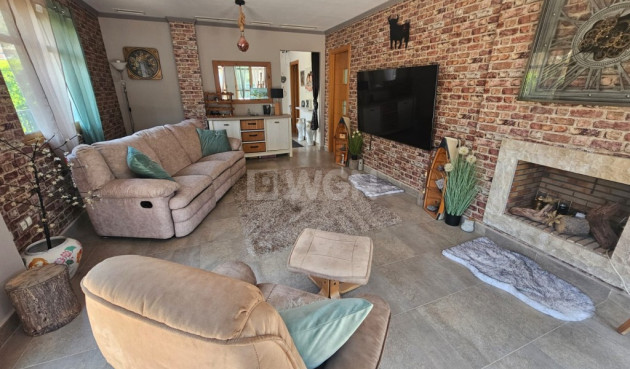 Odsprzedaż - Villa - Sierra Cortina - Inland