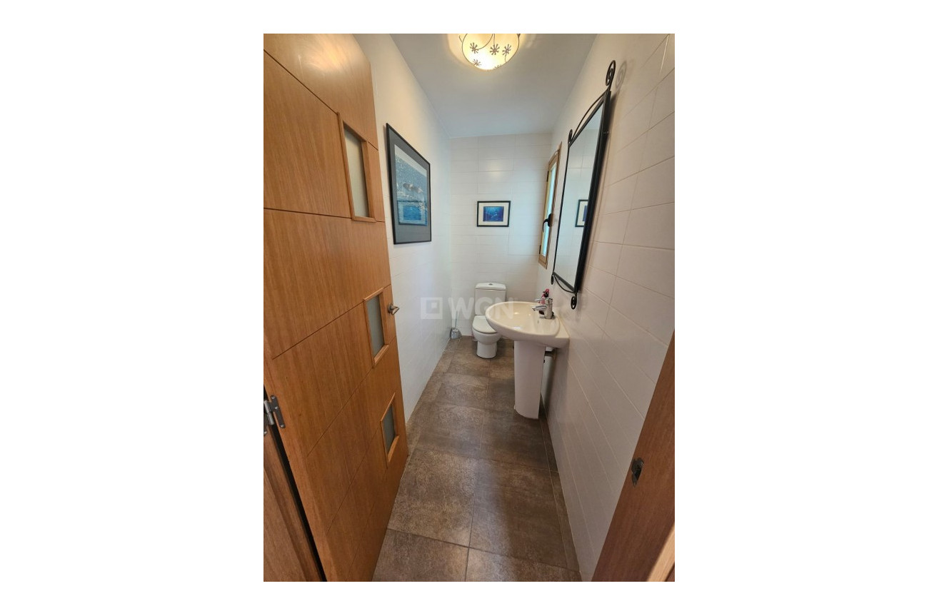 Odsprzedaż - Villa - Sierra Cortina - Inland