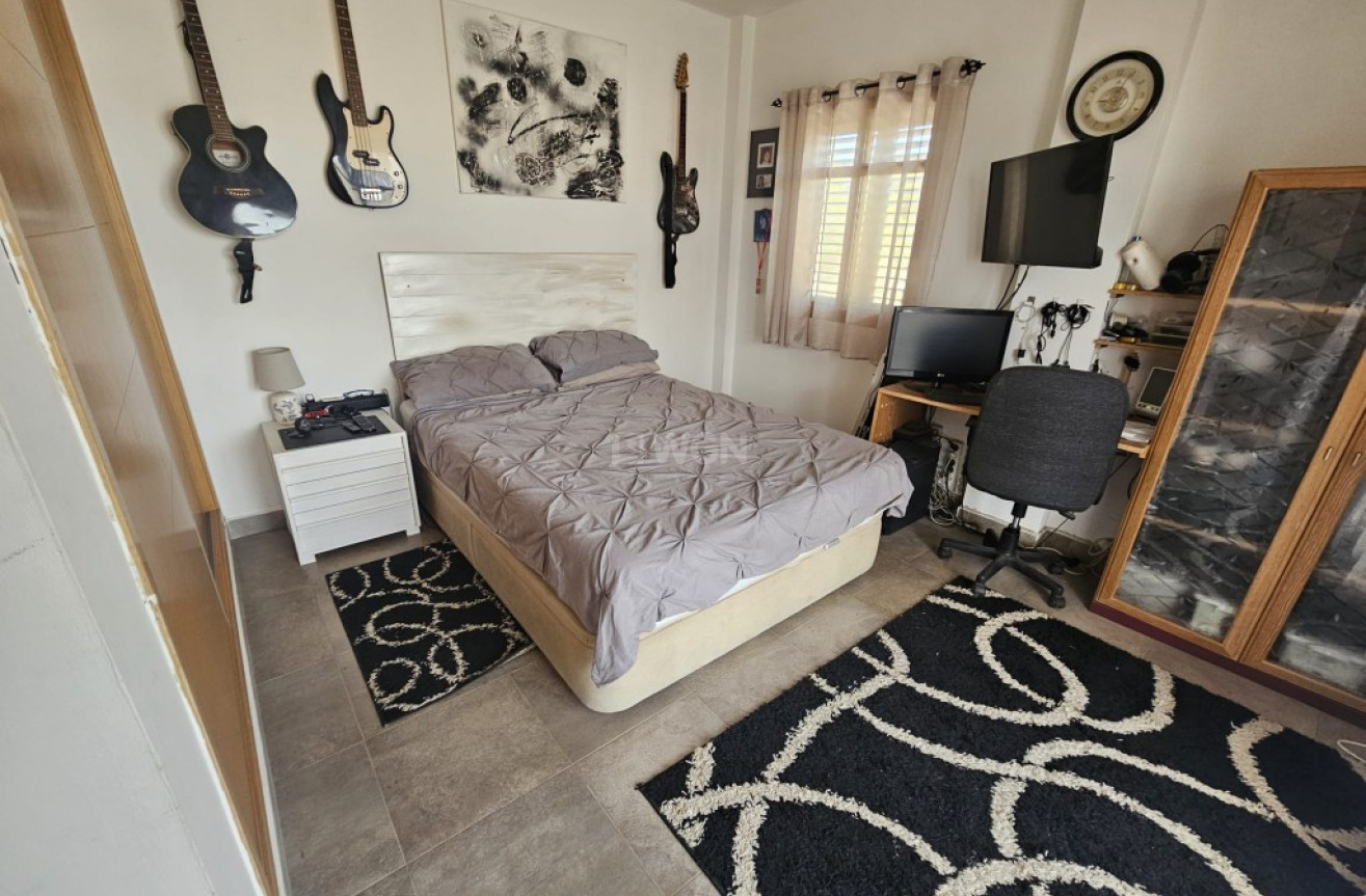 Odsprzedaż - Villa - Sierra Cortina - Inland