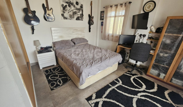 Odsprzedaż - Villa - Sierra Cortina - Inland