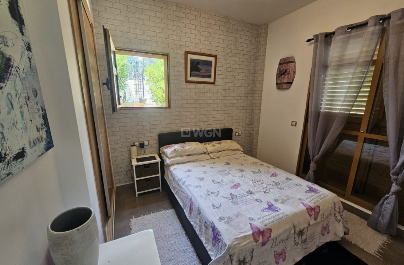 Odsprzedaż - Villa - Sierra Cortina - Inland