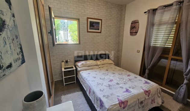 Odsprzedaż - Villa - Sierra Cortina - Inland