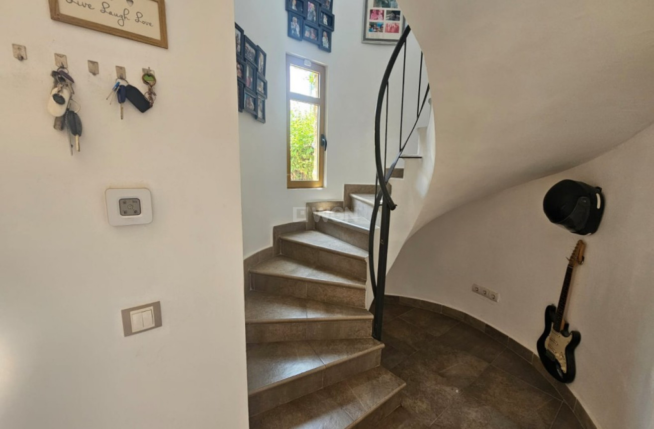 Odsprzedaż - Villa - Sierra Cortina - Inland