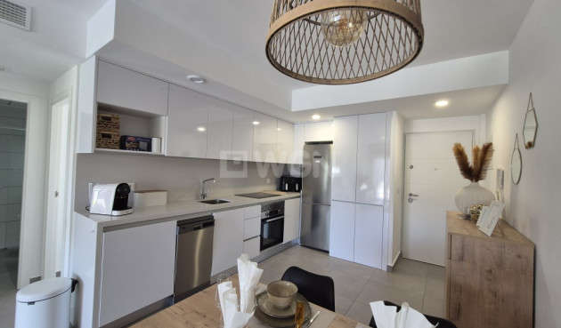 Resale - Apartment / flat - Las Filipinas - Inland