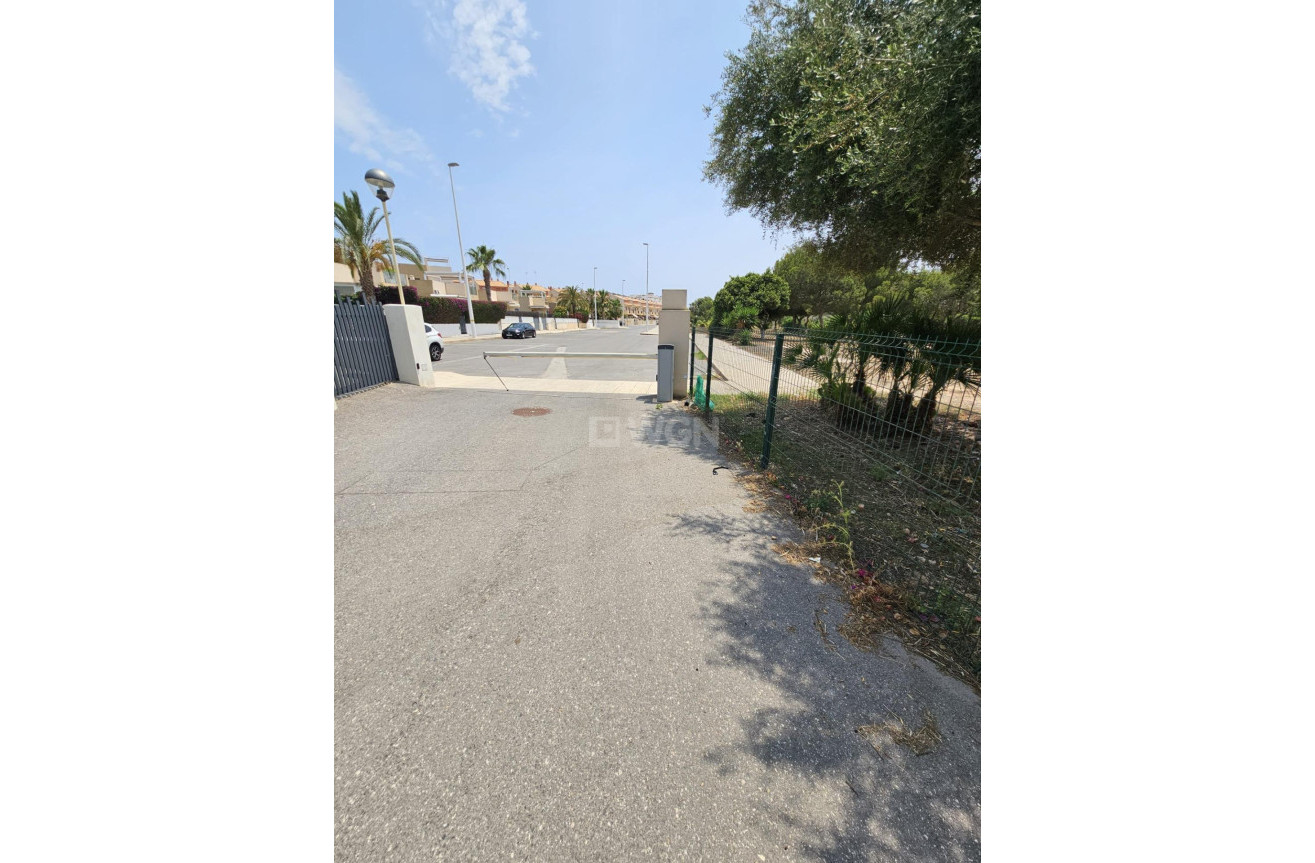 Odsprzedaż - Villa - Orihuela Costa - La Regia