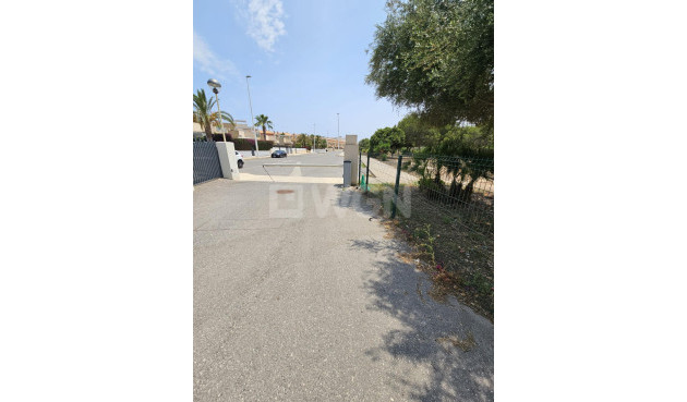 Odsprzedaż - Villa - Orihuela Costa - La Regia