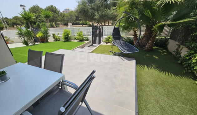 Odsprzedaż - Villa - Orihuela Costa - La Regia