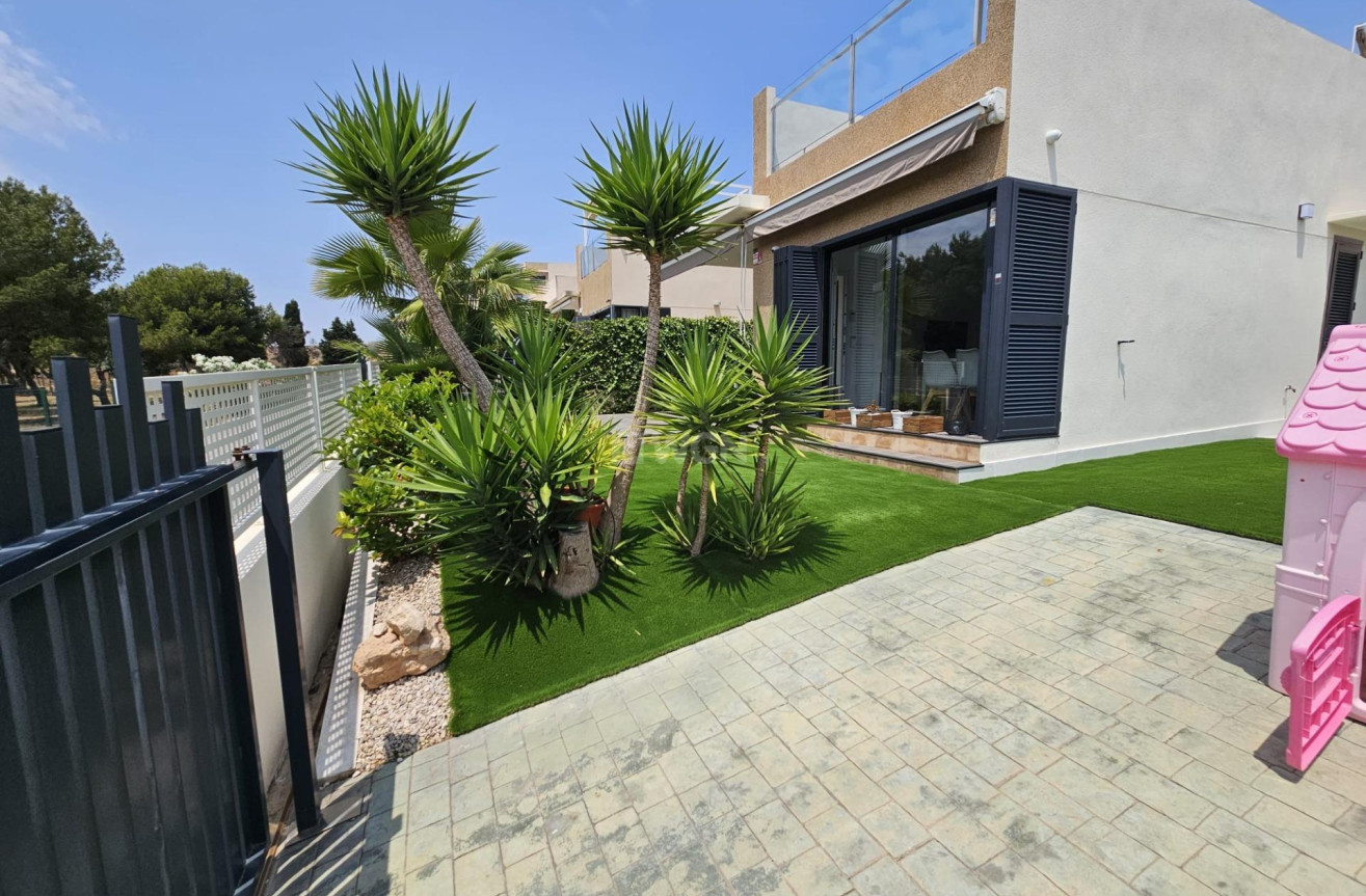 Odsprzedaż - Villa - Orihuela Costa - La Regia