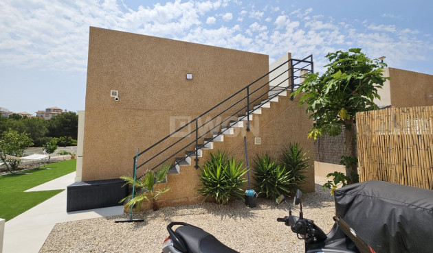 Odsprzedaż - Villa - Orihuela Costa - La Regia