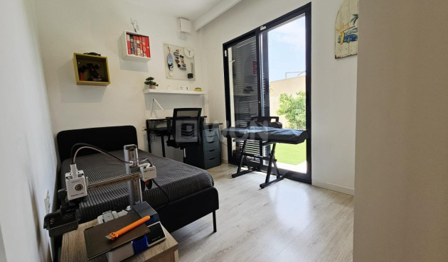 Odsprzedaż - Villa - Orihuela Costa - La Regia