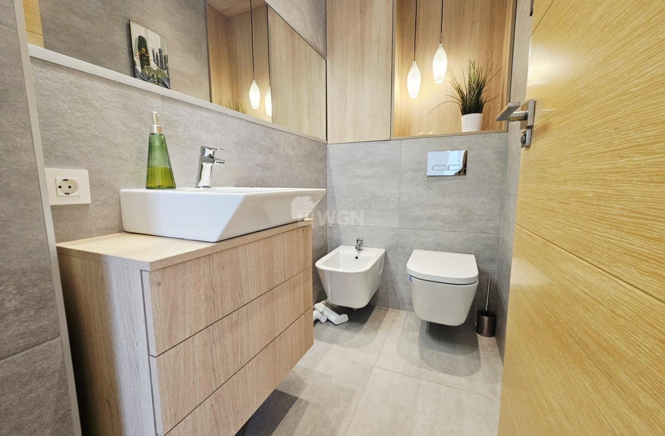 Odsprzedaż - Villa - Orihuela Costa - La Regia