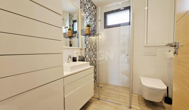 Odsprzedaż - Villa - Orihuela Costa - La Regia