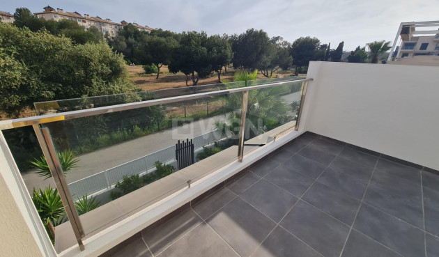 Odsprzedaż - Villa - Orihuela Costa - La Regia