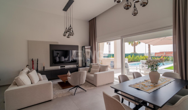 Wiederverkauf - Villa - Algorfa - La Finca Golf