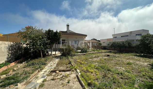 Reventa - Villa - Los Alcázares - Las Lomas Del Rame-bahía Bella