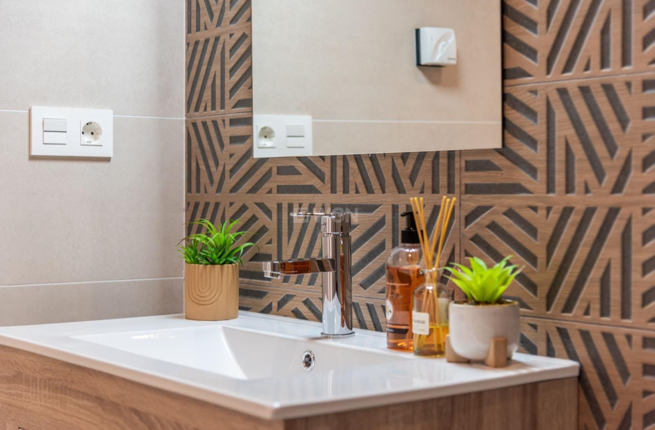 Wiederverkauf - Wohnung - Orihuela Costa - Costa Blanca