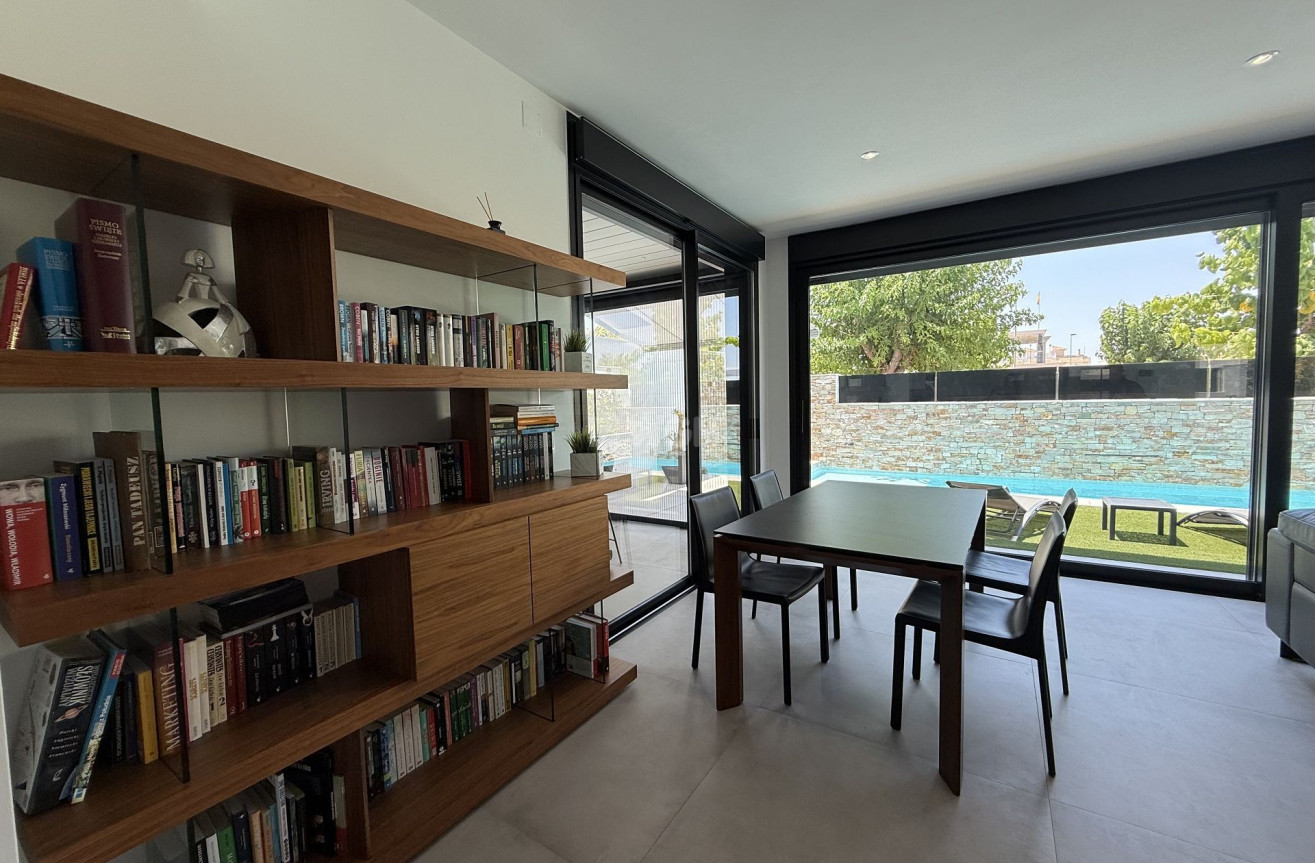 Odsprzedaż - Villa - San Javier - Costa Calida