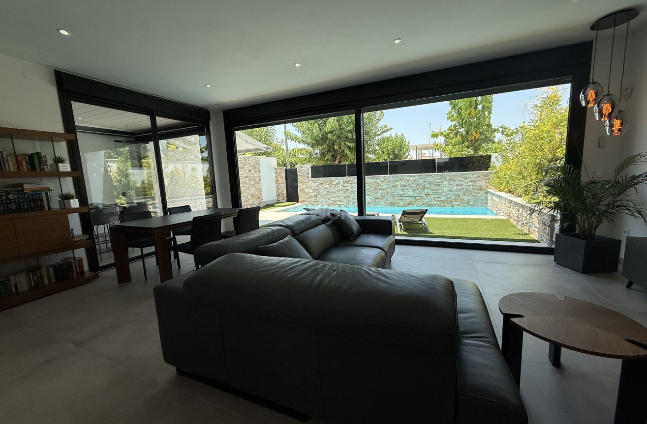 Odsprzedaż - Villa - San Javier - Costa Calida