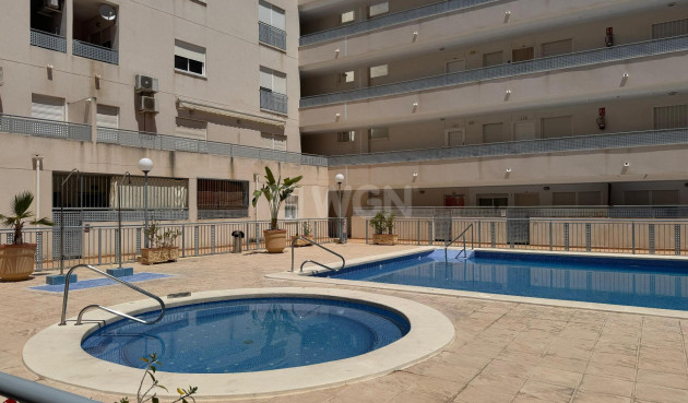 Reventa - Apartamento / piso - Almoradí - Inland