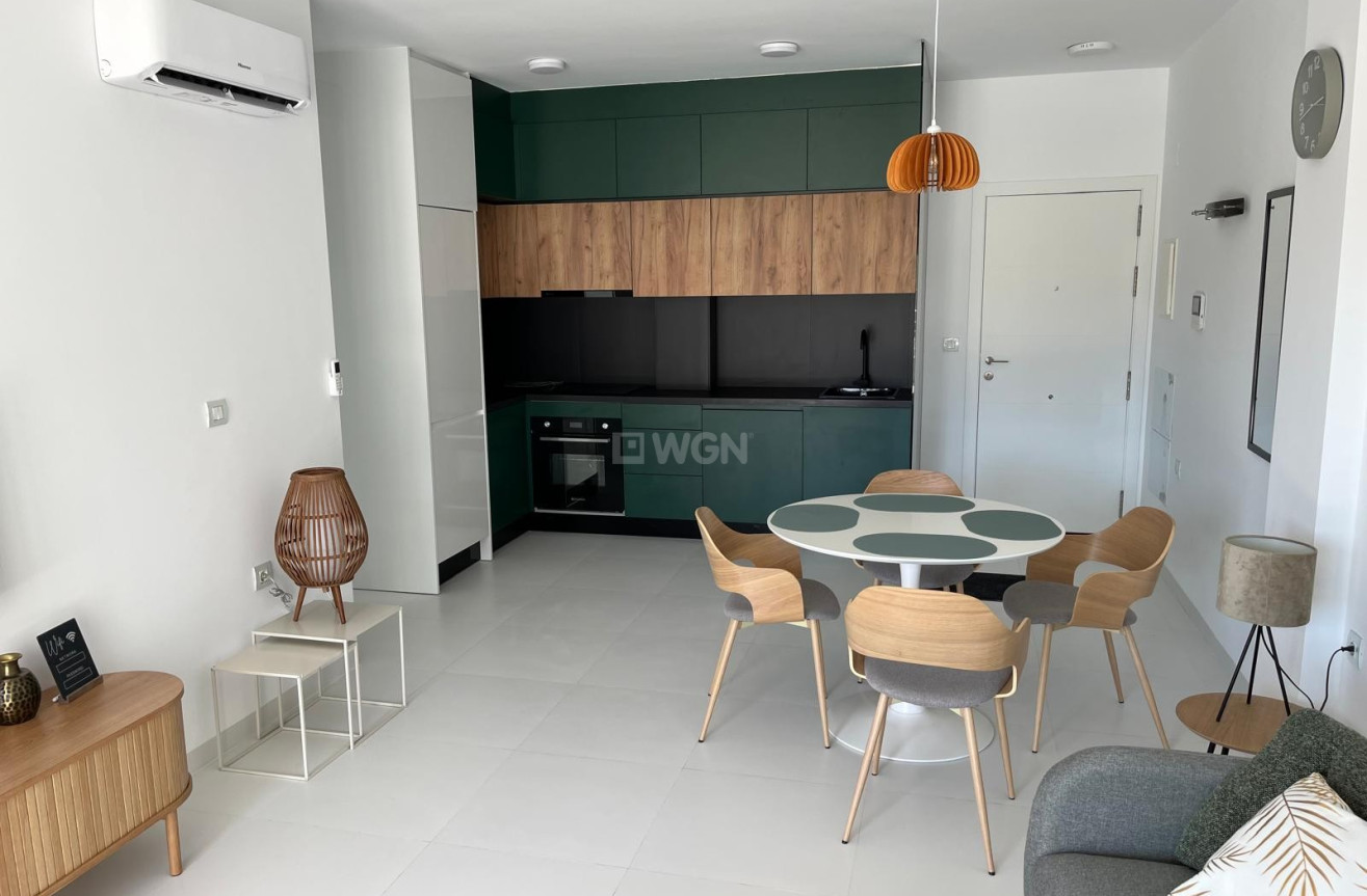 Odsprzedaż - Mieszkanie w bloku - San Miguel de Salinas - Inland