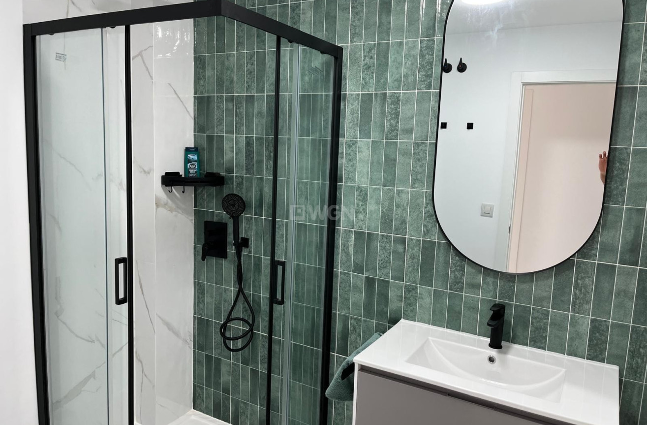 Odsprzedaż - Mieszkanie w bloku - San Miguel de Salinas - Inland