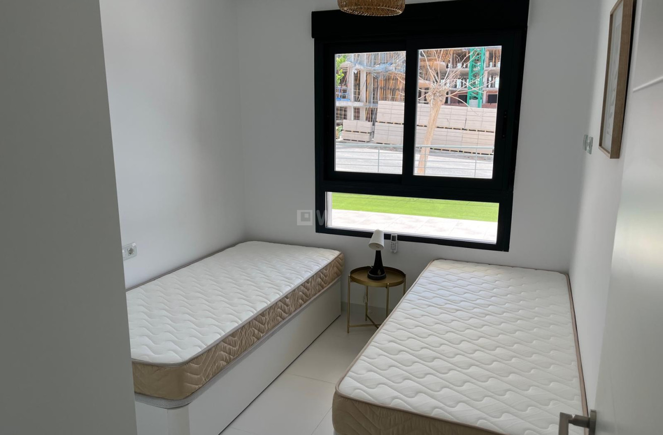 Odsprzedaż - Mieszkanie w bloku - San Miguel de Salinas - Inland