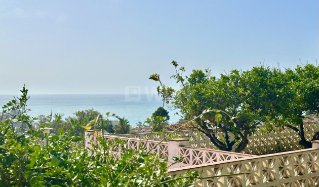 Odsprzedaż - Villa - Torremuelle - Costa del Sol