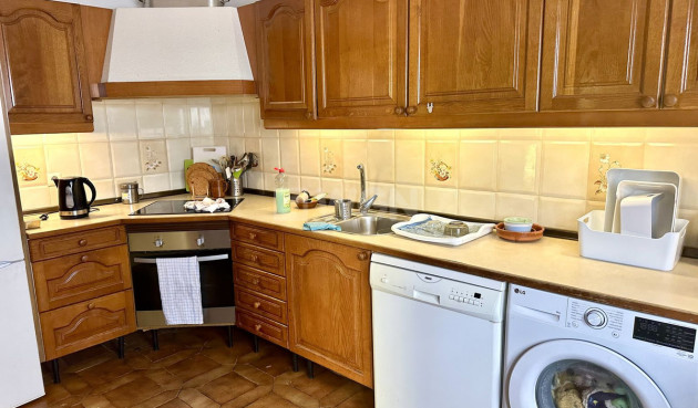 Odsprzedaż - Villa - Torremuelle - Costa del Sol