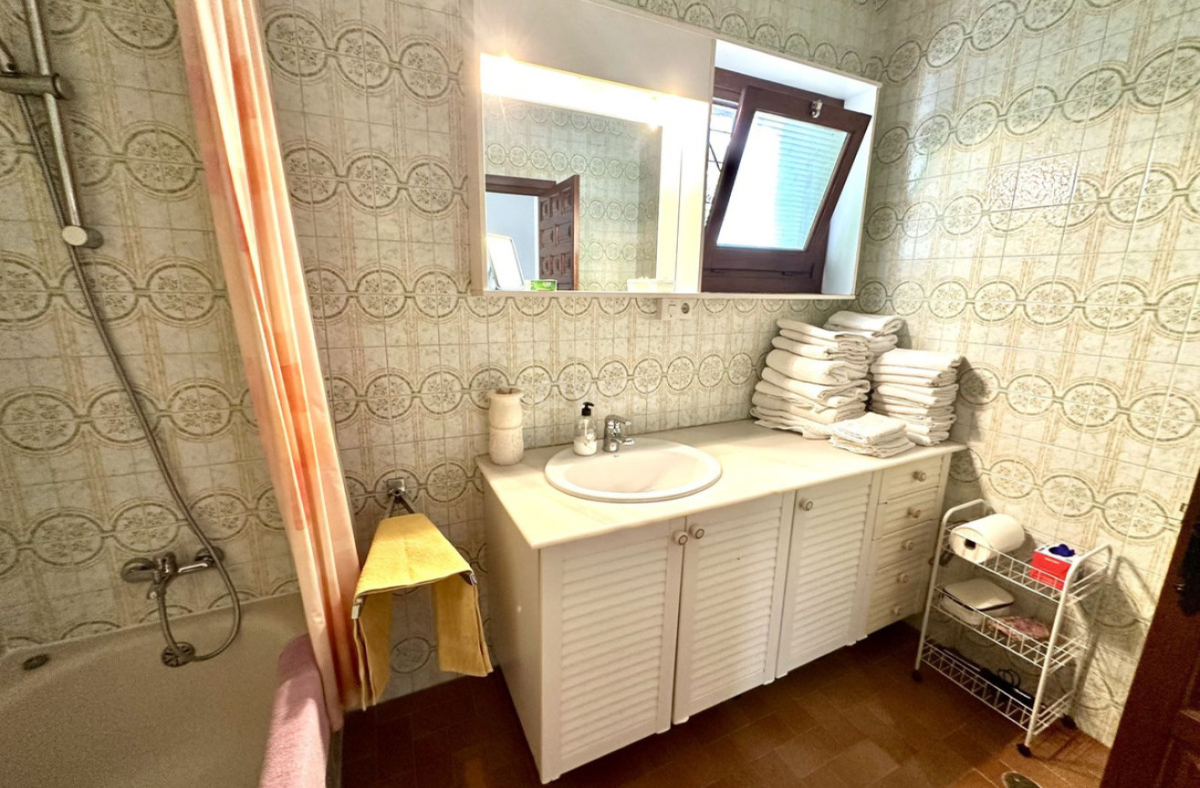 Odsprzedaż - Villa - Torremuelle - Costa del Sol