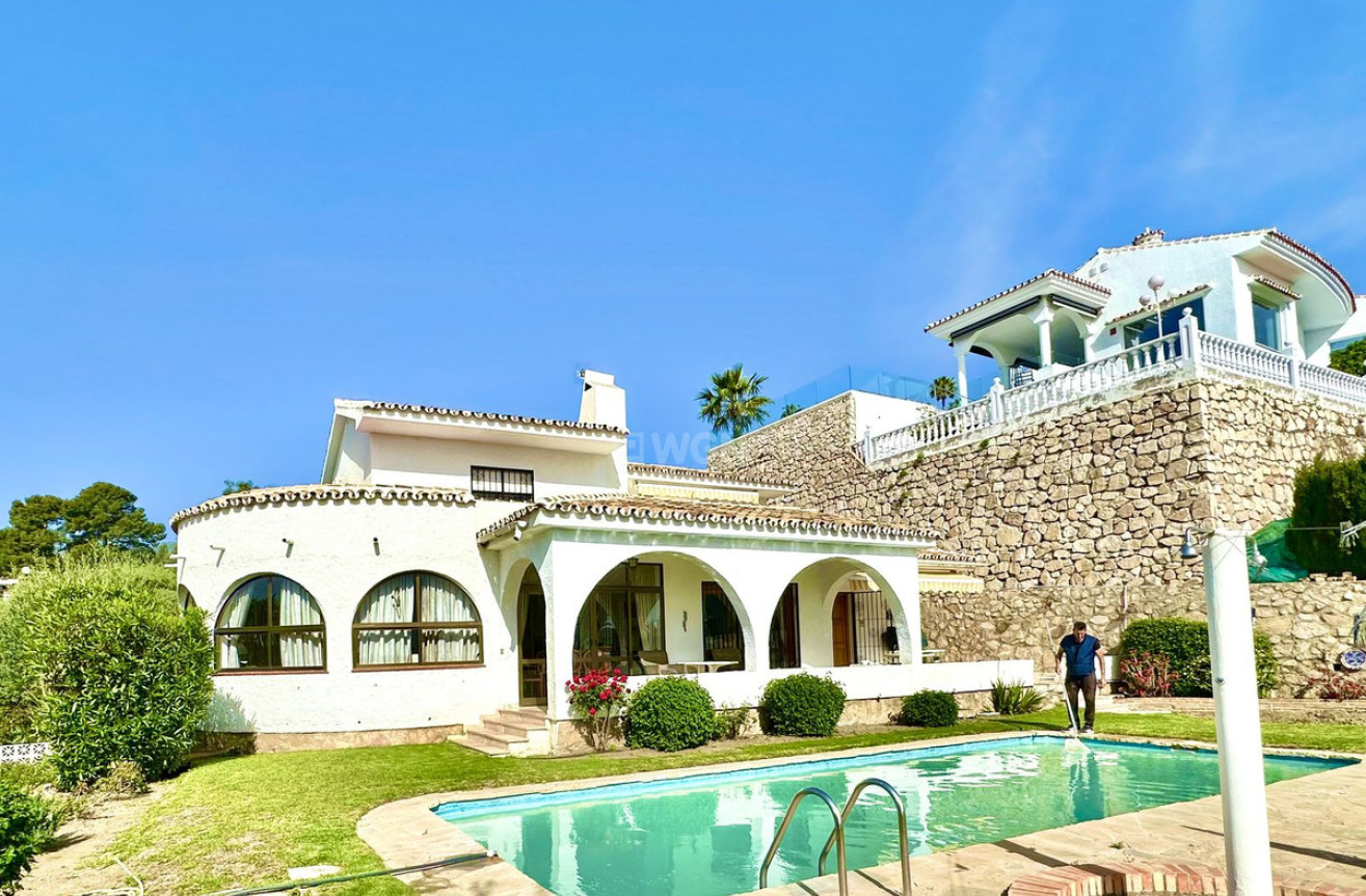 Odsprzedaż - Villa - Torremuelle - Costa del Sol